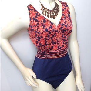 Christina One Piece Swimsuit Size 12 Large